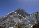 Alison Hargreaves conquers Everest
